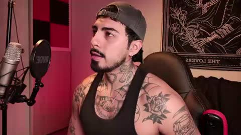 Alejandro help me to reach 200 thumps up online show from 06.16.26