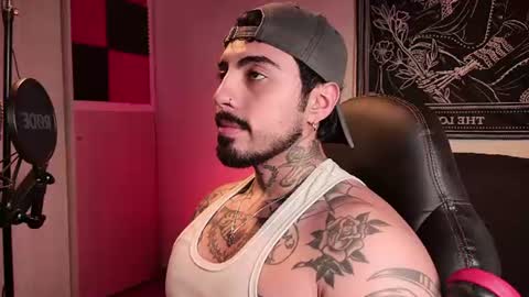 Alejandro help me to reach 200 thumps up online show from 06.30.26