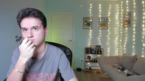 Snapshot of scooby_r chatting on 12.21.24 Thomas brunette and Alex blond online show from 12.21.24