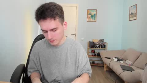 Snapshot of scooby_r chatting on 02.23.25 Thomas brunette and Alex blond online show from 02.23.25