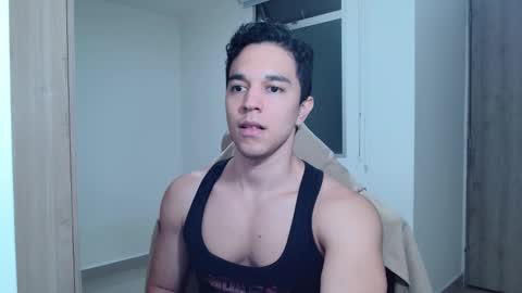 Snapshot of scott_brasher1 chatting on 01.08.25 Twitter Scott brasher1 Instagram Camiloestuardo2 online show from 01.08.25