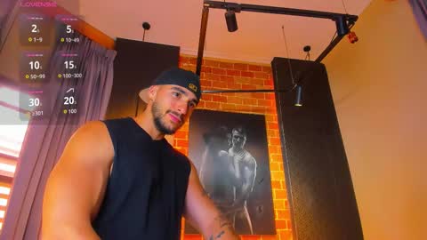 Snapshot of scottfischer_ chatting on 11.20.25 Scottfischer online show from 11.20.25