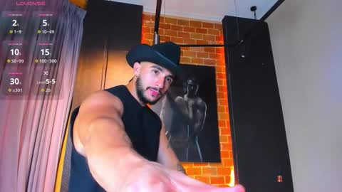 Snapshot of scottfischer_ chatting on 01.08.26 Scottfischer online show from 01.08.26