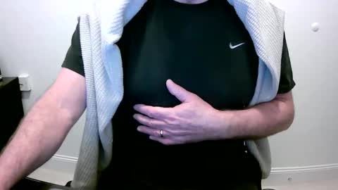 Snapshot of scotti30 chatting on 01.06.25 Scott online show from 01.06.25