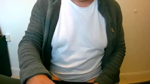 Snapshot of scotti30 chatting on 01.19.25 Scott online show from 01.19.25