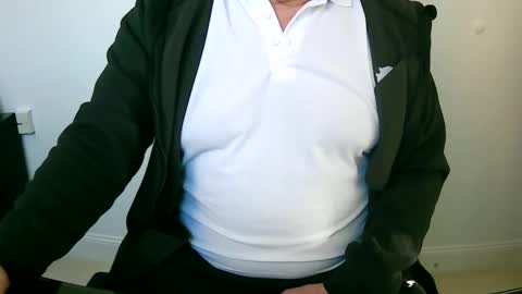 Snapshot of scotti30 chatting on 02.06.25 Scott online show from 02.06.25