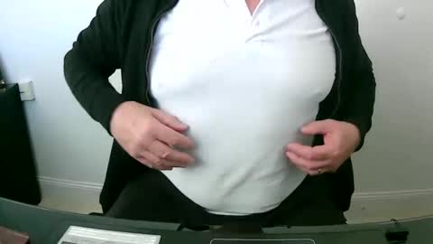 Snapshot of scotti30 chatting on 02.24.25 Scott online show from 02.24.25