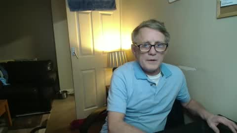 Snapshot of scottsman214 chatting on 12.22.25 James online show from 12.22.25