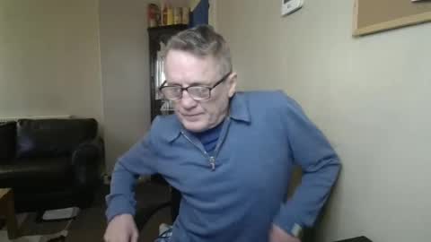 Snapshot of scottsman214 chatting on 02.15.26 James online show from 02.15.26