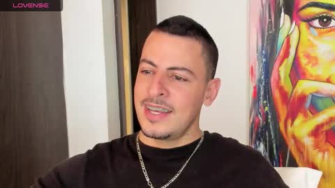 Snapshot of scotty_music chatting on 11.29.25 Ricardo online show from 11.29.25