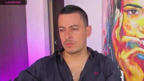 Snapshot of scotty_music chatting on 12.01.25 Ricardo online show from 12.01.25