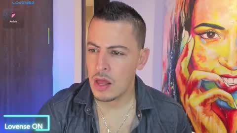 Snapshot of scotty_music chatting on 12.14.25 Ricardo online show from 12.14.25