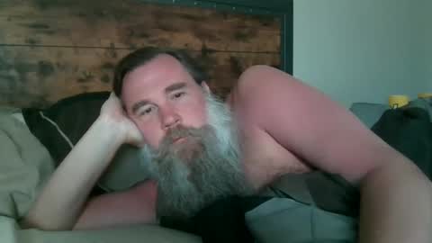 Snapshot of scottybobbit chatting on 05.18.26 Scott online show from 05.18.26