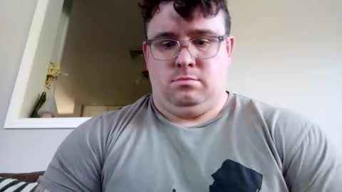 Snapshot of scottyknows101 chatting on 11.07.25 scottyknows101 online show from 11.07.25