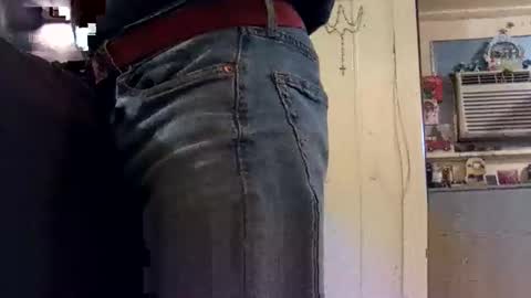 Snapshot of scoutiii chatting on 09.21.25 scoutiii online show from 09.21.25