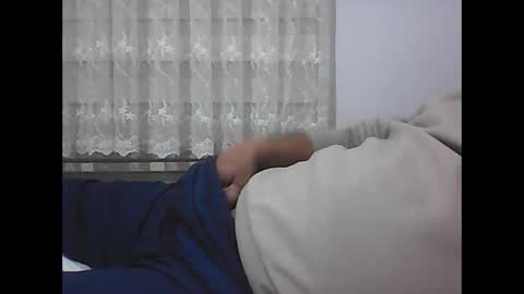 Snapshot of screw2 chatting on 01.01.25 Evren online show from 01.01.25