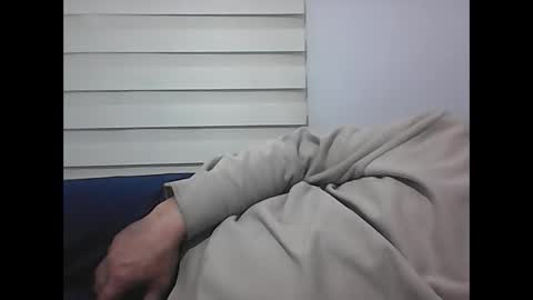 Snapshot of screw2 chatting on 02.22.25 Evren online show from 02.22.25