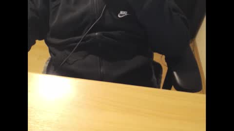 Snapshot of scz11 chatting on 09.16.25 scz11 online show from 09.16.25