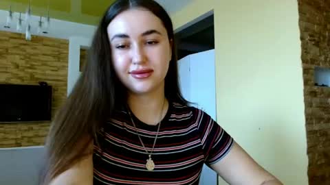 Elizabeth  online show from 04.30.26