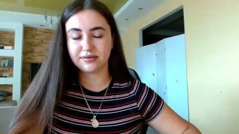 Elizabeth  online show from 06.18.26