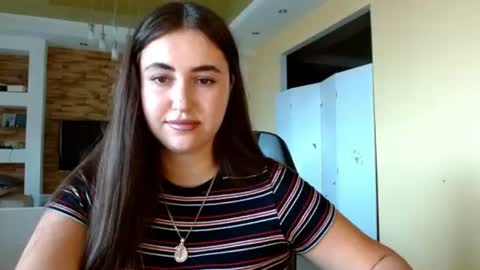 Elizabeth  online show from 06.18.26