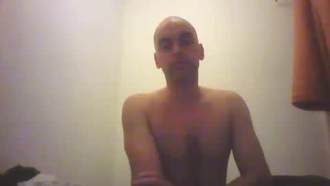 Snapshot of sean20775 chatting on 10.03.25 Sean online show from 10.03.25