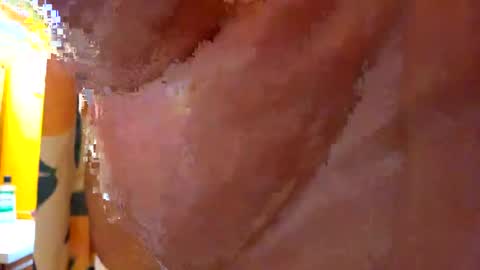 Snapshot of seanjohnson420 chatting on 10.01.25 sean online show from 10.01.25