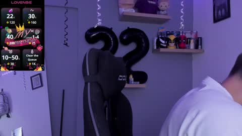 Snapshot of sebas__23 chatting on 12.19.24 Sebastin online show from 12.19.24