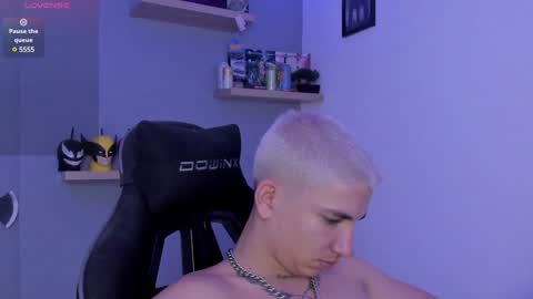 Snapshot of sebas__23 chatting on 01.20.25 Sebastin online show from 01.20.25