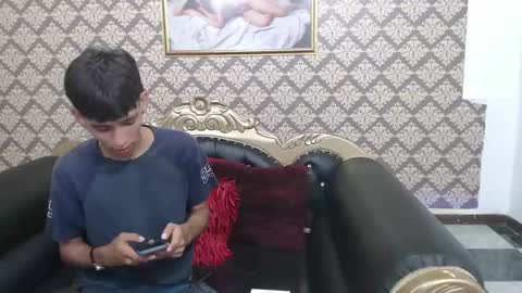 Snapshot of sebas_cat chatting on 09.26.25 Sebastian Alvarez online show from 09.26.25