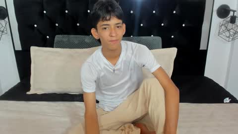 Snapshot of sebas_cat chatting on 10.15.25 Sebastian Alvarez online show from 10.15.25