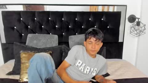 Snapshot of sebas_cat chatting on 10.16.25 Sebastian Alvarez online show from 10.16.25