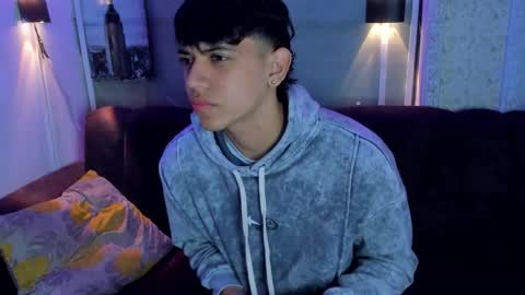 Snapshot of sebas_pretty7 chatting on 03.27.26 sebas_pretty7 online show from 03.27.26