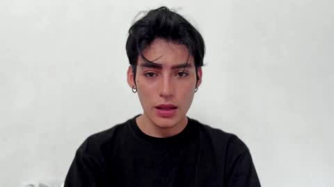 sebastian online show from 12.04.24