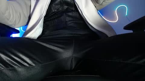 Sebastian online show from 11.24.25