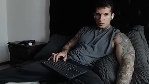 Snapshot of sebastian_muss chatting on 01.10.26 Sebastian online show from 01.10.26