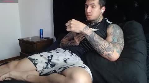 Snapshot of sebastian_muss chatting on 02.01.26 Sebastian online show from 02.01.26