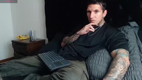 Snapshot of sebastian_muss chatting on 02.08.26 Sebastian online show from 02.08.26