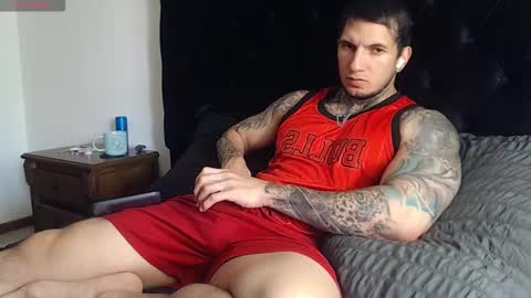 Snapshot of sebastian_muss chatting on 02.13.26 Sebastian online show from 02.13.26