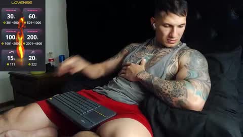 Snapshot of sebastian_muss chatting on 02.26.26 Sebastian online show from 02.26.26