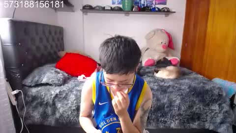 Snapshot of sebastian_posse chatting on 11.10.25 Myystiic online show from 11.10.25