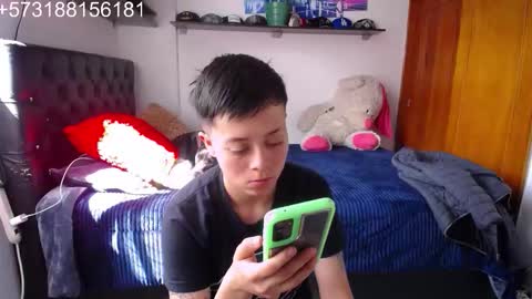 Snapshot of sebastian_posse chatting on 11.19.25 Myystiic online show from 11.19.25