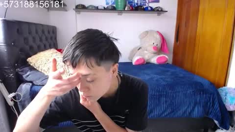 Snapshot of sebastian_posse chatting on 11.22.25 Myystiic online show from 11.22.25