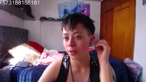 Snapshot of sebastian_posse chatting on 11.25.25 Myystiic online show from 11.25.25