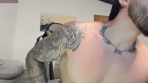 Snapshot of sebastianortizm chatting on 07.18.26 Lucian Sinclair online show from 07.18.26