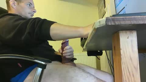 Snapshot of sebastianspalding450 chatting on 09.30.25 sebastianspalding450 online show from 09.30.25