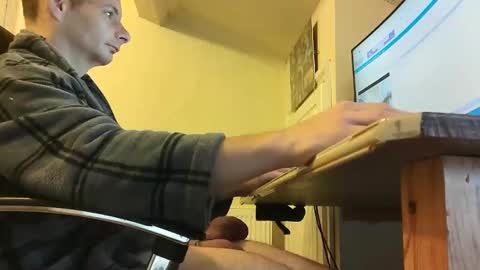 Snapshot of sebastianspalding450 chatting on 11.23.25 sebastianspalding450 online show from 11.23.25