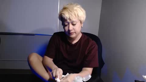 Snapshot of sebastiansupreme chatting on 03.10.26 Sebastian online show from 03.10.26