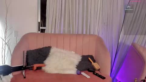 SEBASTIAN PALACIO online show from 02.13.26