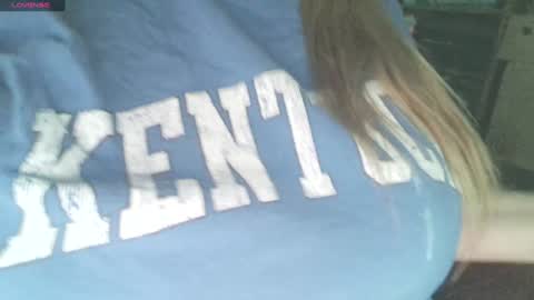 Snapshot of secret18slaveanon chatting on 12.05.24 Sunny online show from 12.05.24